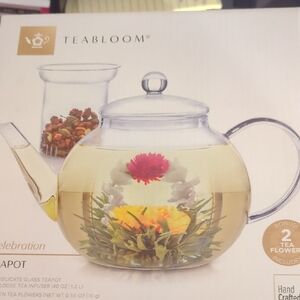 TEABLOOM Clear Glass Teapot with Infuser